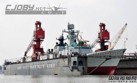 黃埔造船054A導(dǎo)彈護(hù)衛(wèi)艦下水