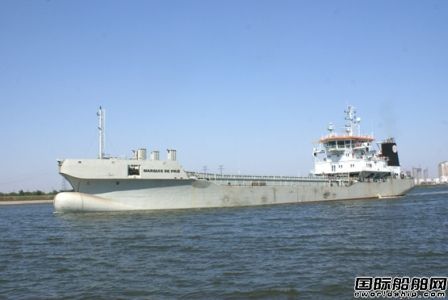河船重工3700m3開體泥駁（SB813）交付