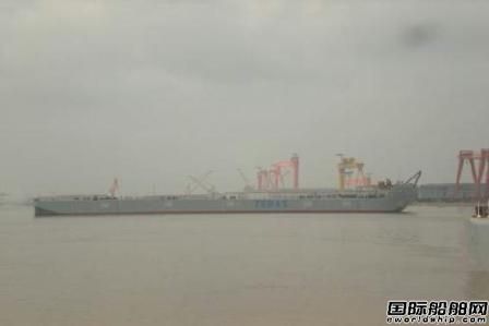 宏強(qiáng)船舶重工甲板駁“宏強(qiáng)53”下水