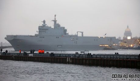 法國為俄建造首艘“西北風”級艦下水