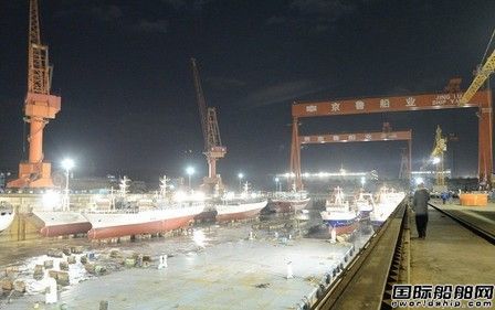 中柏京魯船業(yè)11艘漁船出塢