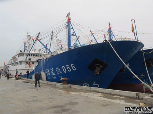 海之星首批2艘船下水