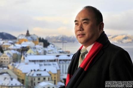 梁小雷，重新出山“逆風領航”