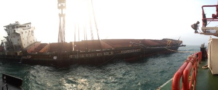 “振和168”輪扳正起浮一步到位