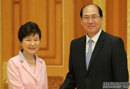 樸槿惠會見IMO新任秘書長林基澤 