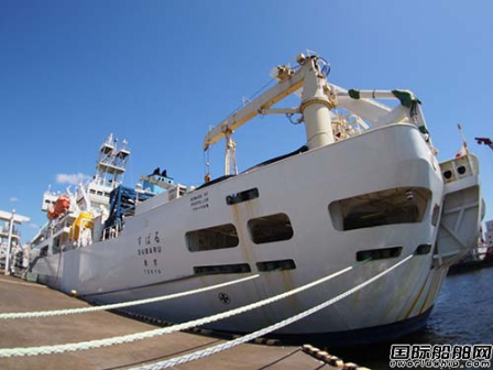 “subaru”號電纜敷設(shè)船靠泊日本橫浜港