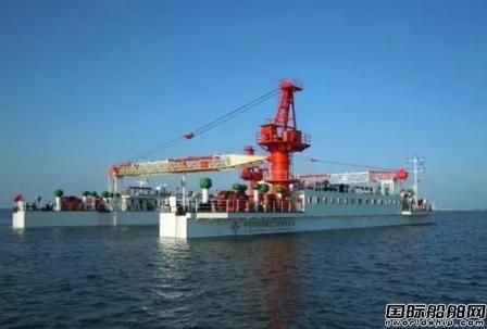 “四航湛江”號(hào)半潛駁首次試潛成功
