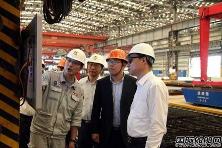 辛國(guó)斌出席調(diào)研金海重工