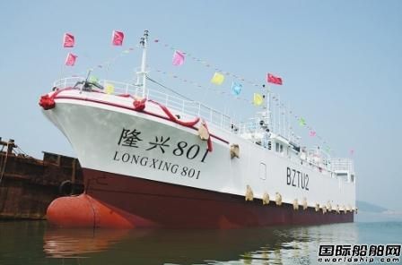 國內(nèi)自主建造最長玻璃鋼船下水