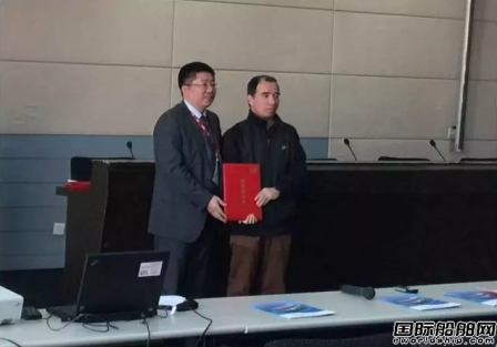 CSDC發(fā)布新型綠色智能18萬噸散貨船船型