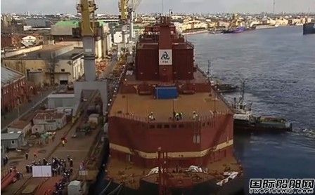 世界首座浮式核電站出海啟航
