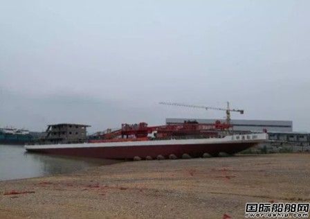 太陽(yáng)鳥(niǎo)游艇建造應(yīng)急減載船順利下水