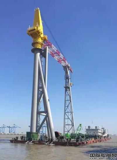振華重工順利交付南通海洋水建250噸起重機(jī)