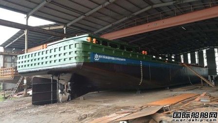 紹興建造的最大集散兩用船下水