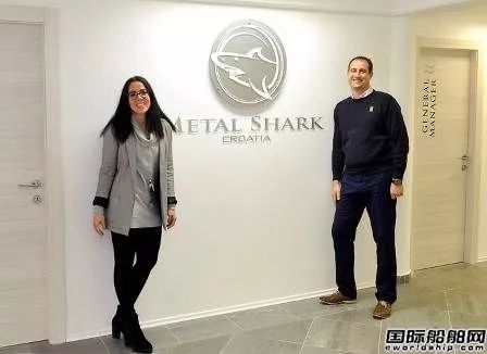 SMetal Shark״M(jn)܊Ј(chng)