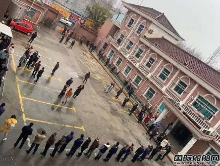 招商工業(yè)揚(yáng)州金陵船廠打響復(fù)工“第一槍”