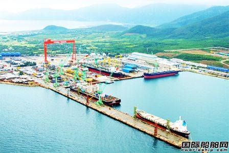 韓國(guó)包機(jī)運(yùn)送船東船員和配套商馳援海外船廠