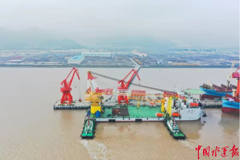 中國船級社浙江分社完成15000噸風電安裝坐底箱型平臺項目改裝和入級檢驗