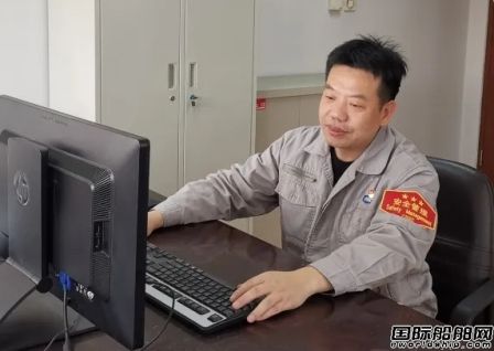 滬東中華蘇華德：船舶行業(yè)信息化“拓荒?！?></a><p>高級工程師蘇華德是滬東中華造船信息所智能制造的推廣者，他在智能制造方面做了很多實事，為世界最大23000TEU雙燃料集裝箱系列船智能化建造保駕護...<br/><span id=