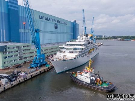 全球最大極地探險郵船“水晶奮進”號交付起航