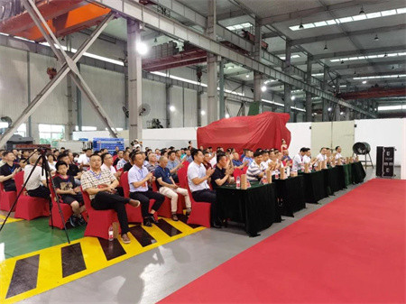 廣柴股份靖江生產(chǎn)基地正式投產(chǎn)交付首臺(tái)柴油機(jī)