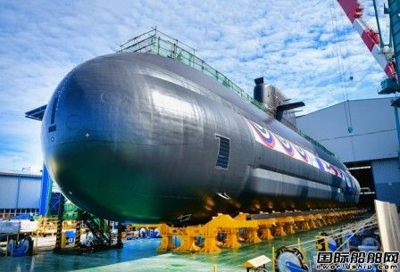 現(xiàn)代重工建造中型柴電動(dòng)力攻擊潛艇“申采浩”號(hào)下水
