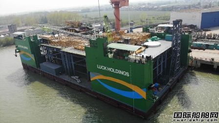 海洋水建改裝100米半潛式風機安裝船交付