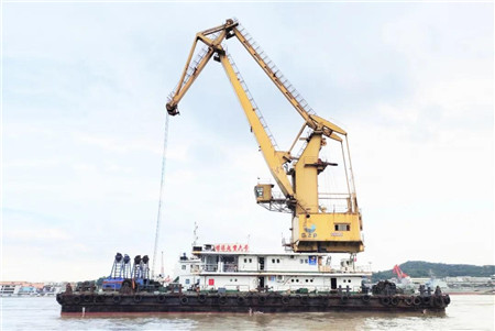 海皇科技完成“穗港起重六號(hào)”浮吊完成升級(jí)改造