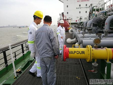 大洋海裝為南京揚洋建造首艘13000噸化學品船完成海試