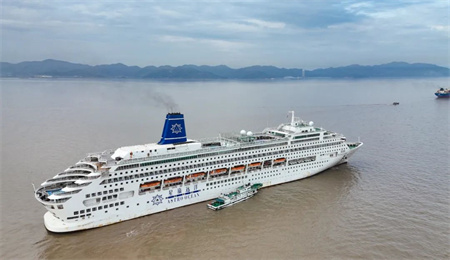 舟山中遠(yuǎn)海運(yùn)重工圓滿完成“鼓浪嶼”號豪華郵輪修理工程