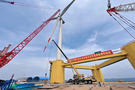 國內(nèi)首臺深遠海浮式風電裝備“扶搖號”正式起航