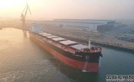 大船天津?yàn)榧魏胶＿\(yùn)建造85000噸散貨船2號(hào)船試航