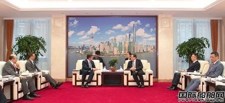 楊金成會見英國勞氏船級社CEO尼克·布朗一行