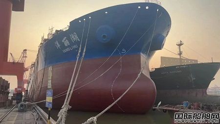 廣東中遠(yuǎn)海運(yùn)重工完成“洋麗湖”輪特涂工程提前開航