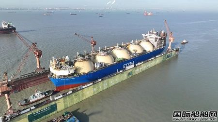 上海中遠海運重工成功實現(xiàn)“格里亞”號動力模塊雙燃料發(fā)電機動車