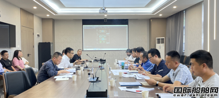 長江船舶設(shè)計院湘江新能源主題游船通過方案設(shè)計審查
