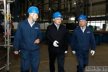 楊金成到中國船舶集團(tuán)渤海造船調(diào)研