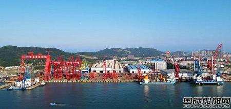 武漢船機總包風(fēng)電安裝平臺“三兄弟”齊聚海西重機