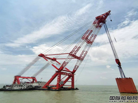 “振浮4”輪完成船舶電力系統(tǒng)更新及起重機大修