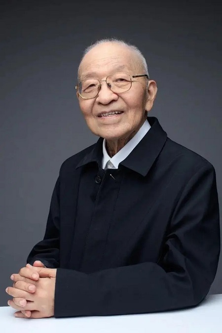 我國著名艦船設計專家潘鏡芙院士逝世