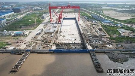 中國船舶長興造船基地二期工程30萬噸級2號船塢主體完工