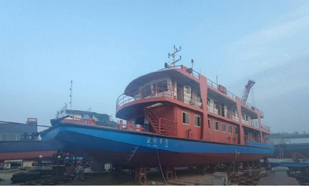 盛懋船業(yè)完成建造一艘綠色智能錨地綜合服務(wù)船