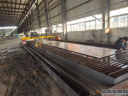 黃岡市首批純電動(dòng)新能源游覽船開工建造
