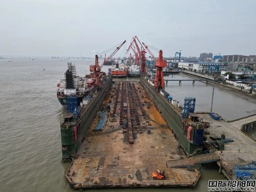 南通中遠(yuǎn)海運(yùn)船務(wù)“南通號”浮船塢順利完成技改工程