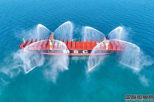大船天津建造16000TEU集裝箱船7號船試航凱旋