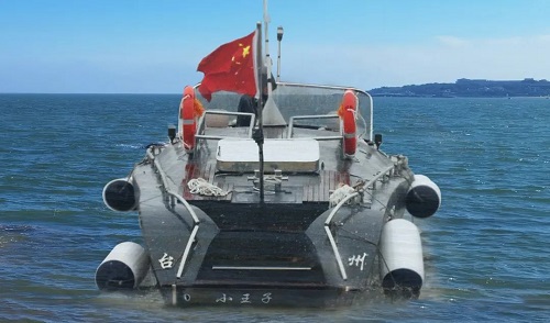 臺州首艘！合興船業(yè)首制鋁合金游艇“小王子3”交付