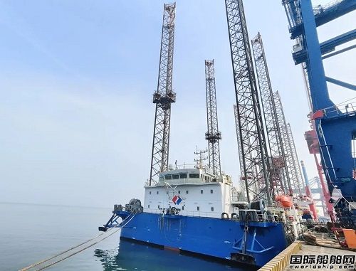 青島海西重機承接兩型平臺順利完成傾斜試驗