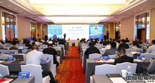 708所發(fā)布“智浚”“鯤鵬”“拓?！比妥灾餮邪l(fā)新一代疏浚船型