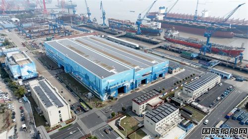 上海中遠(yuǎn)海運(yùn)重工分布式屋頂光伏發(fā)電項(xiàng)目實(shí)現(xiàn)并網(wǎng)發(fā)電