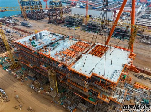 海油工程承建潿洲11-4 CEPD平臺主結(jié)構(gòu)成功封頂